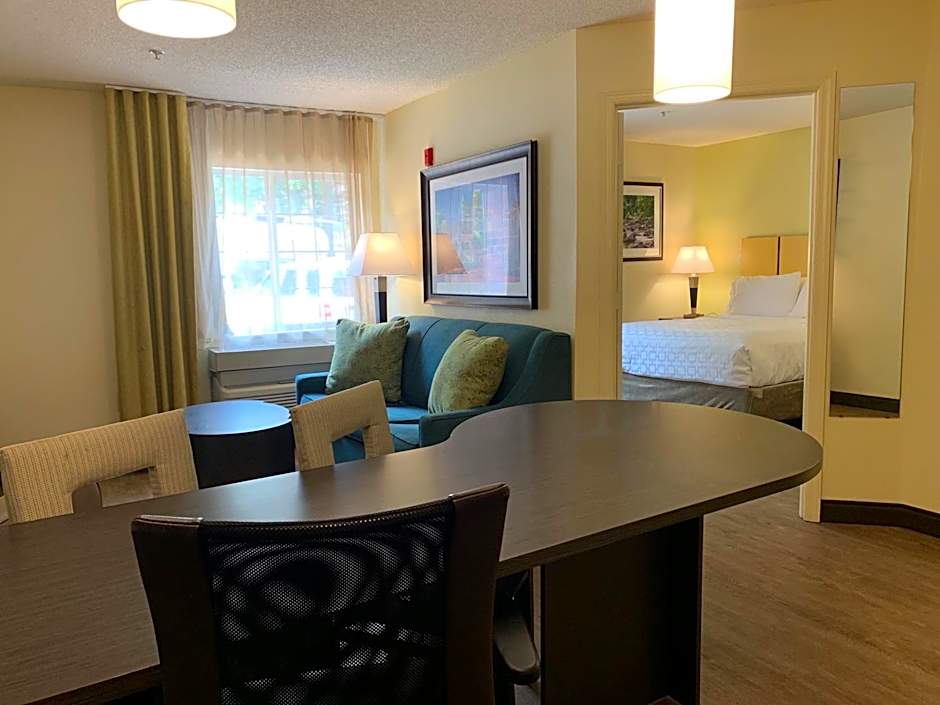 Candlewood Suites Raleigh Crabtree By IHG