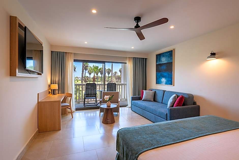 Impressive Playa Granada Golf