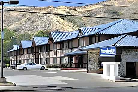 Triplodge of Santa Clarita