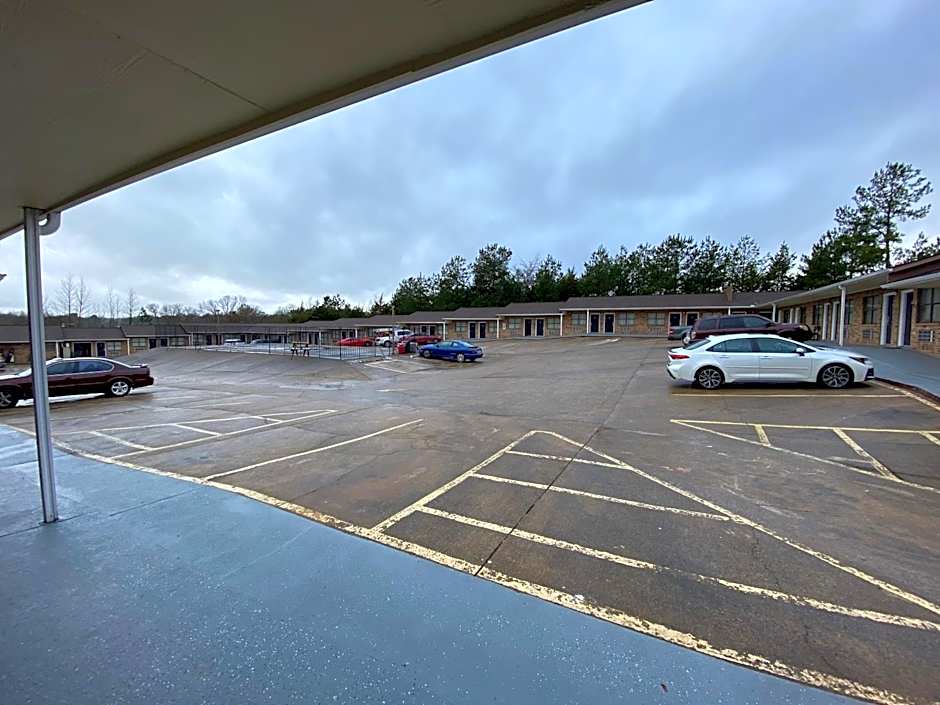 Town House Motel
