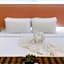 Mayflower Grande Hotel