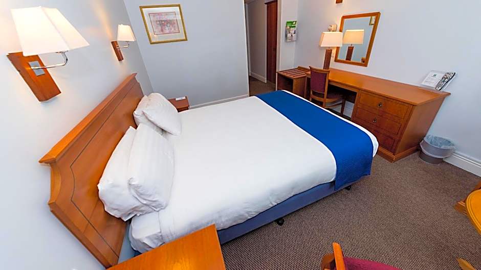 Holiday Inn Newport By IHG