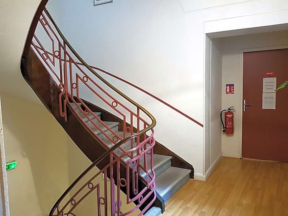 Hotel Bar Restaurant Saint Paul