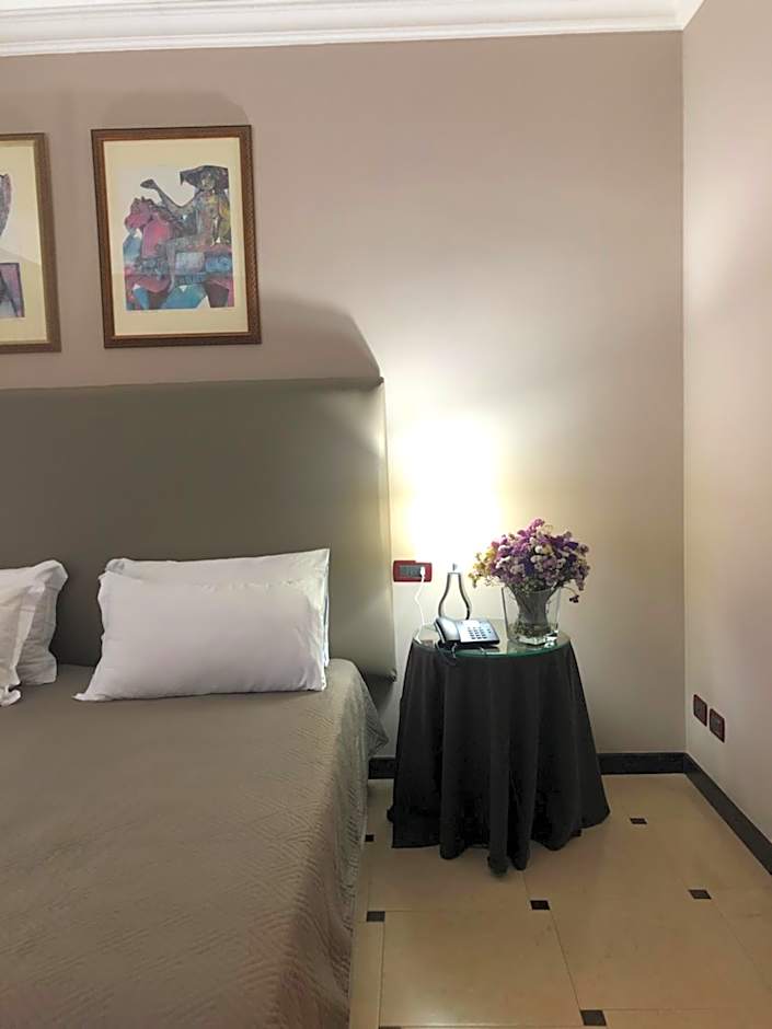 Domizia Palace Hotel