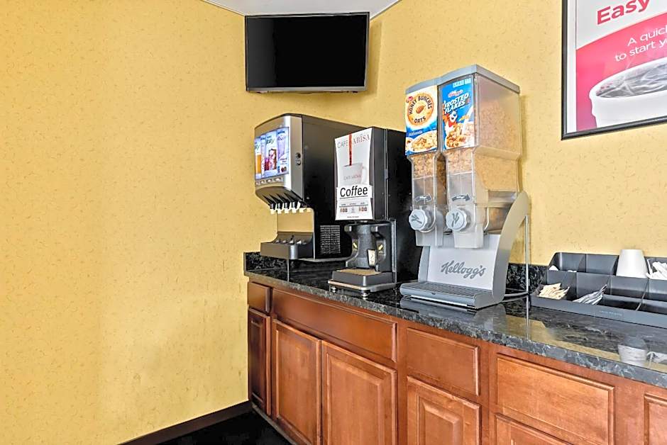 Econo Lodge Fredericksburg near I-95
