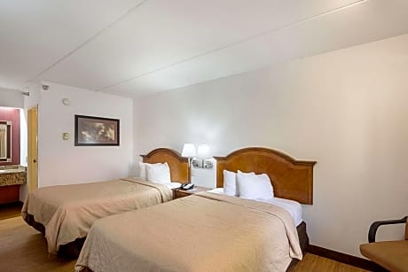 Double Room with Two Double Beds - Non-Smoking