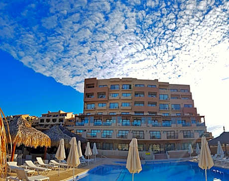 Marinaterra Hotel & Spa