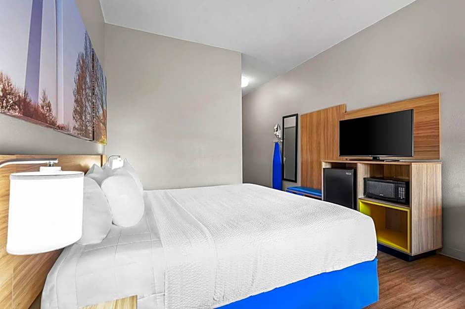 Days Inn by Wyndham Collinsville/St. Louis