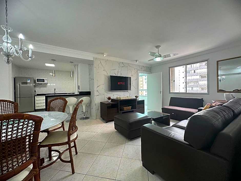 AM01- 3 Suítes | Pé na Areia | Centro | Garagem