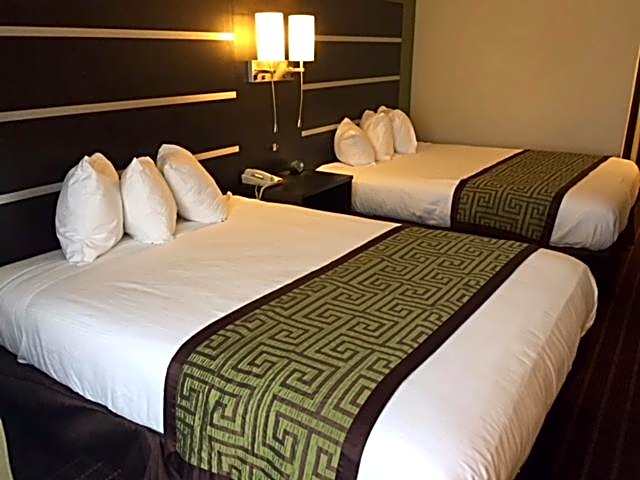 Baymont by Wyndham Louisville South I 65