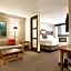 Hyatt Place Milwaukee Airport
