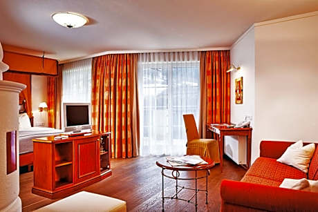 Honeymoon Suite with Balcony