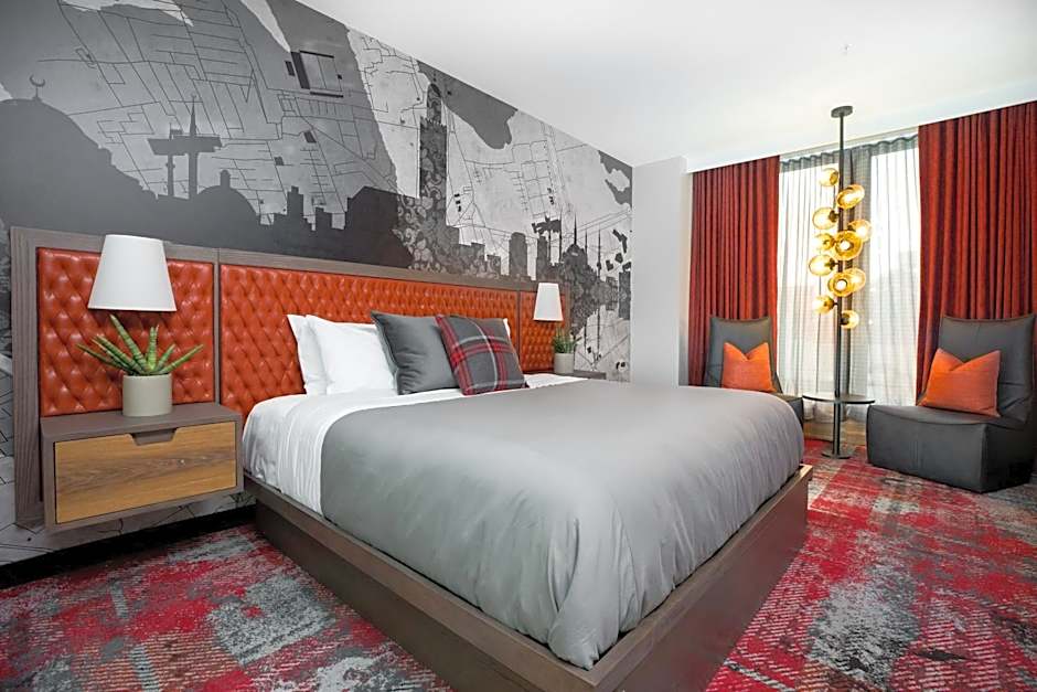 Photo 1 of 5 of 1 King Bed