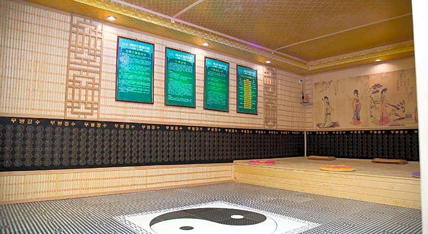 Jiangmen Gladden Hotel