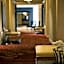 Renaissance by Marriott Newark Airport Hotel
