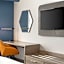Holiday Inn Express & Suites Vaughan Southwest By IHG
