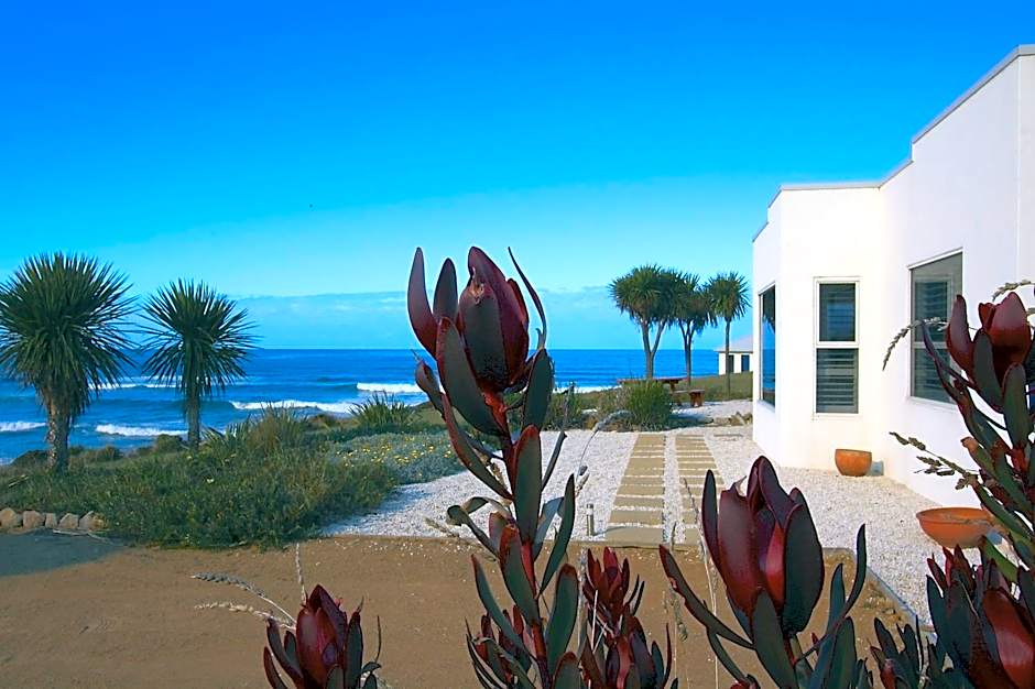 Saltwater - Absolute Oceanfront, Fire Pits, some Villas with Hot Tubs and Sauna