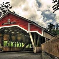 Covered Bridge River View Lodge