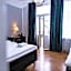Queen's Hotel by First Hotels