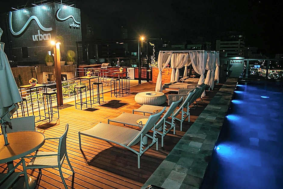 Urban 750 by Day by Day