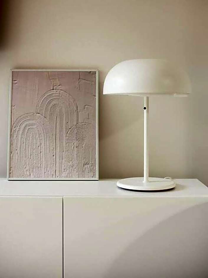 Design 3 bedroom flat with private terrace in Little Italy by Denstays