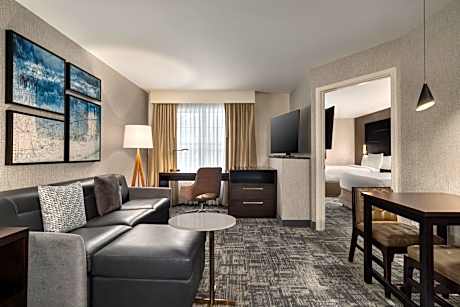 One-Bedroom Queen Suite with Sofa Bed
