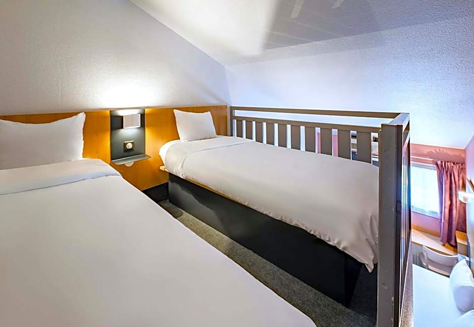 B&B HOTEL Saint-Etienne La Terrasse