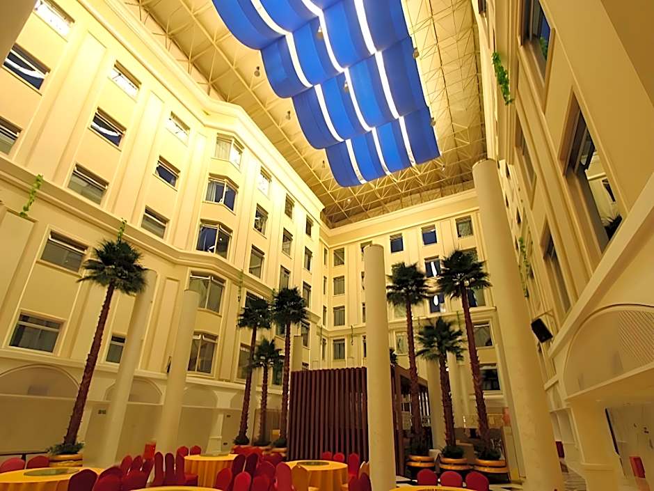 Wuhan Oriental Jianguo Hotel – Wuhan, OH