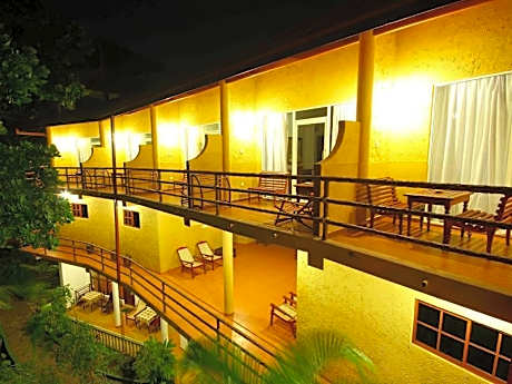 Laluna Ayurveda Resort