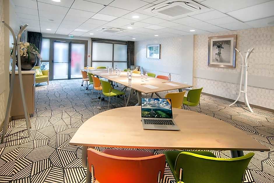 ibis Styles Clermont-Ferrand Le Brézet Aéroport