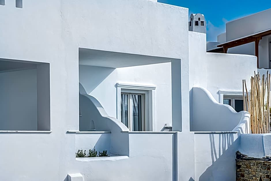 Liana Beach Hotel & Spa