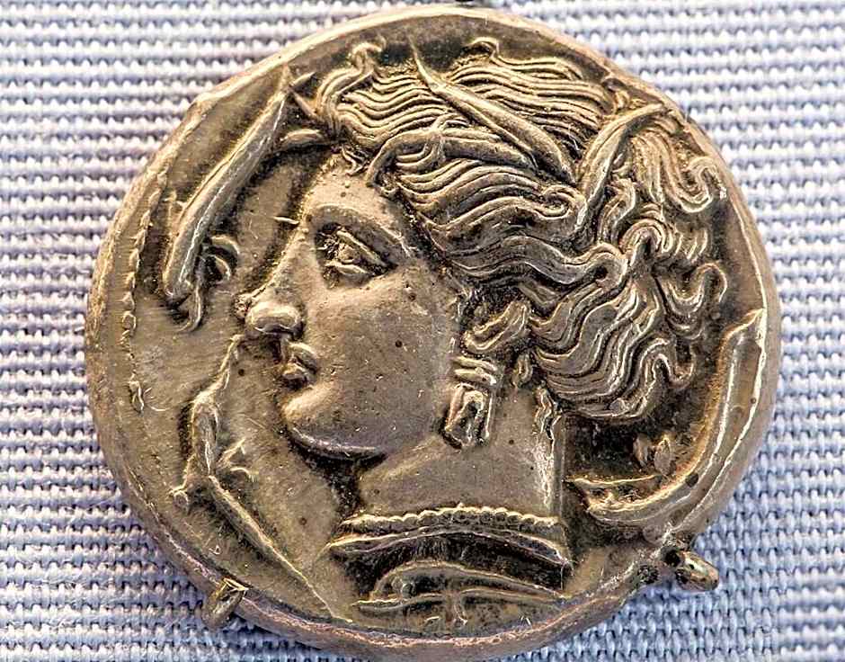 eTANIT ! Parking VélO, Etape Bicycle - 1mn a toute Connection Bus,Train et Aéroport - Calme Plein Centre de Beziers pour visiter,manger - Chambres Climatisées, Spacieuses Amenagees pour Singles, Couple, et ou Familles - Consigne et Petit Dej en plus