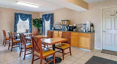 Econo Lodge Pearl - Jackson