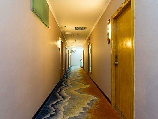 Wenxing Hotel