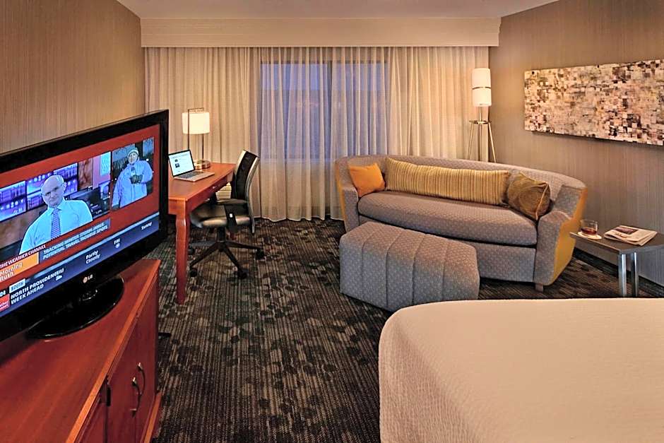 Courtyard by Marriott Providence Warwick