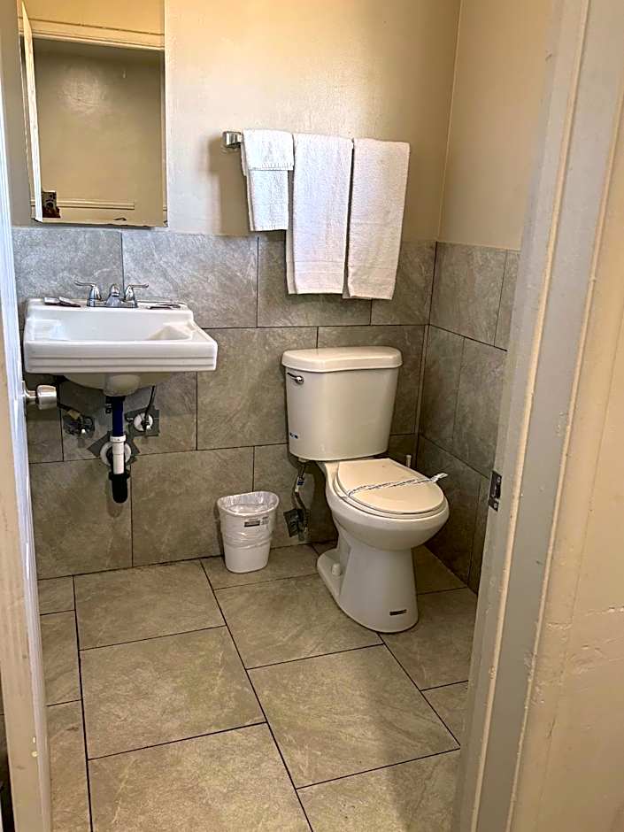Apple Valley Motel