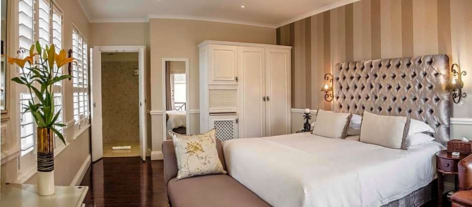 Admiralty Beach House