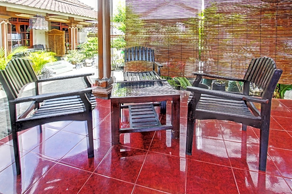 OYO 92560 Astri Homestay