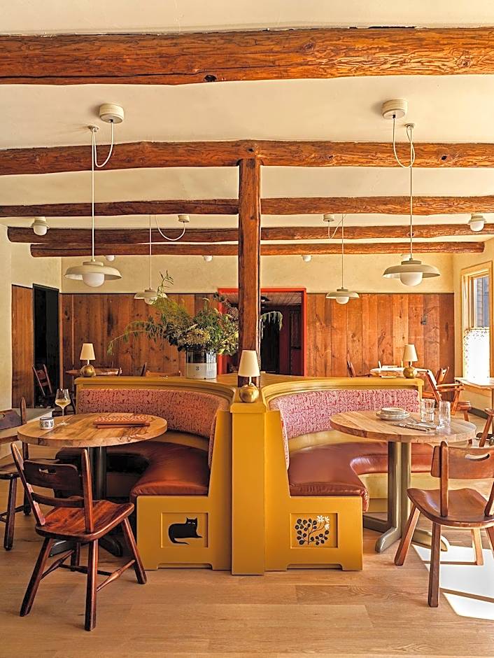 Little Cat Lodge