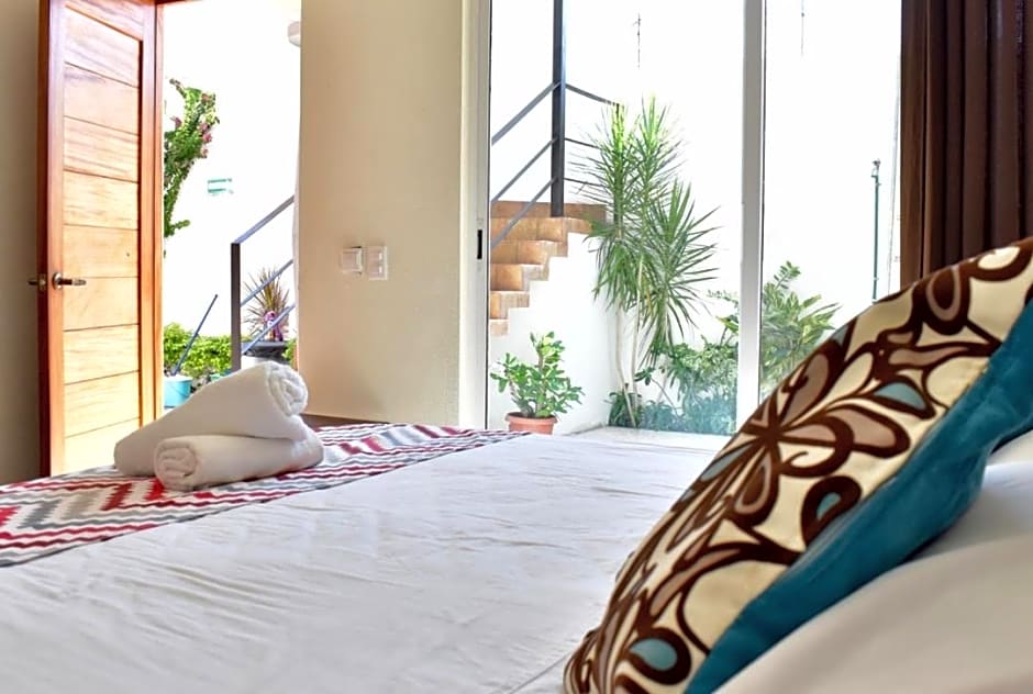Carri Surf Studio