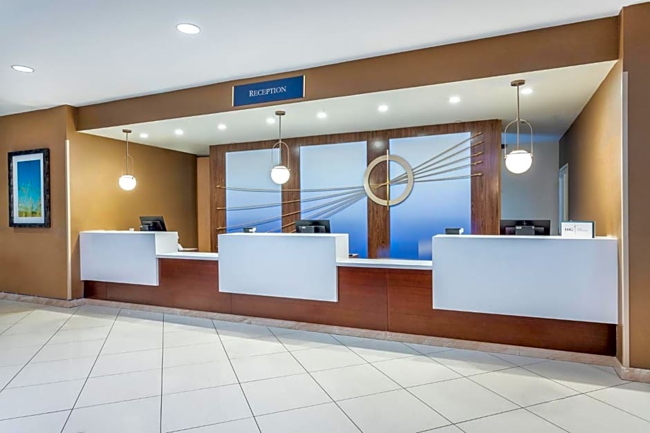 Crowne Plaza Los Angeles Harbor Hotel By IHG