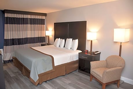 Superior King Room - Non-Smoking
