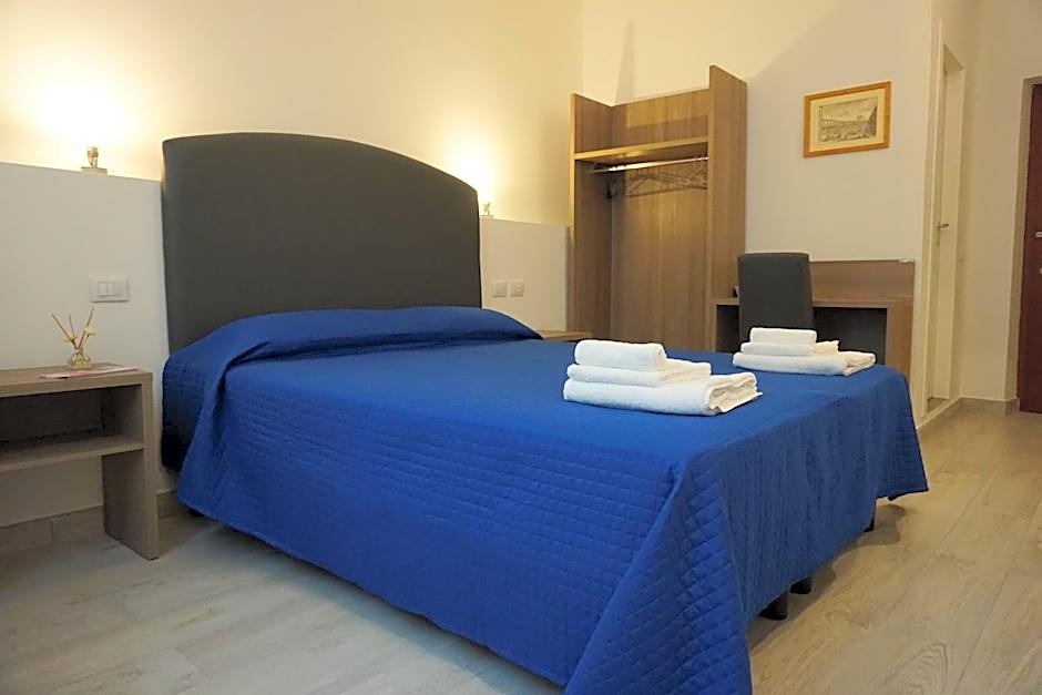 Holiday Rooms