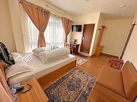 Deluxe Double Room with Balcony