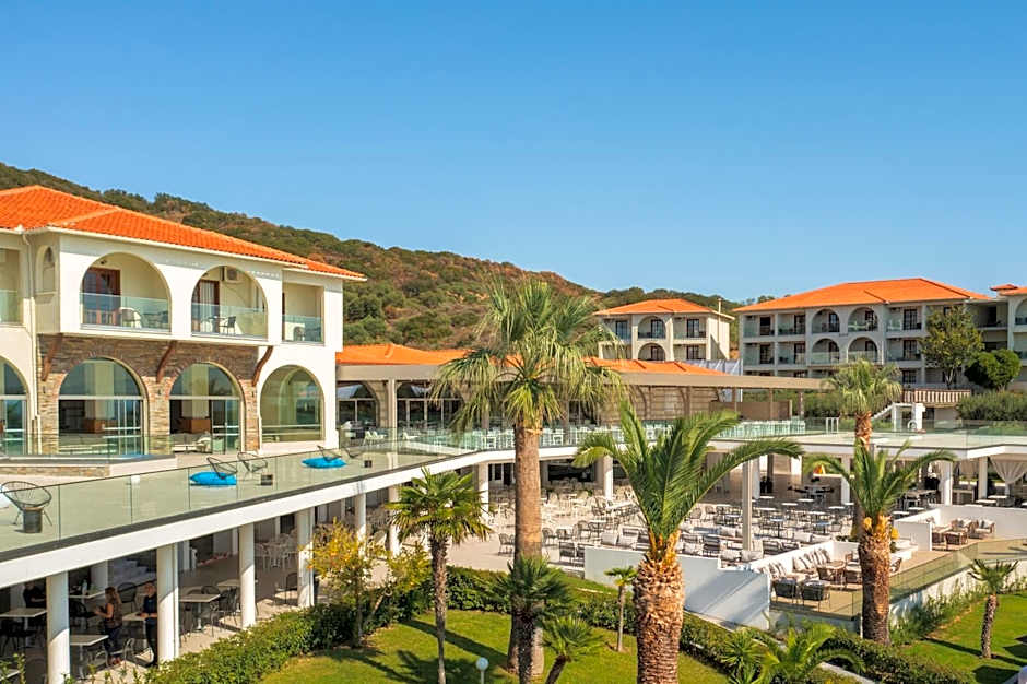 Akrathos Beach Hotel