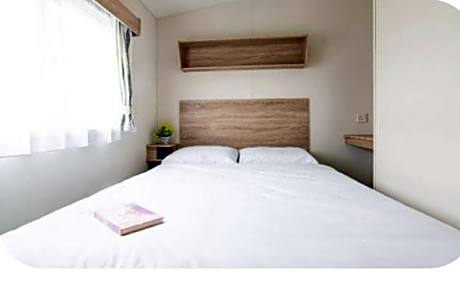 Seal Bay, West Sands