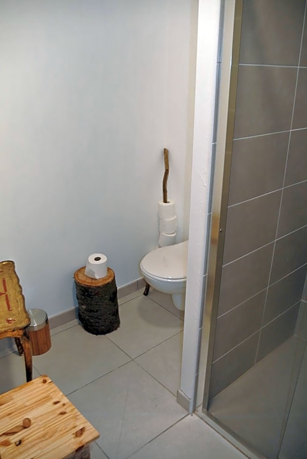 Double room on farm (La ferme du Tao)