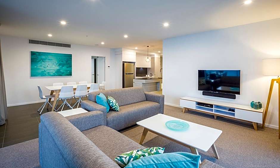 Boardwalk Burleigh Beach - Official