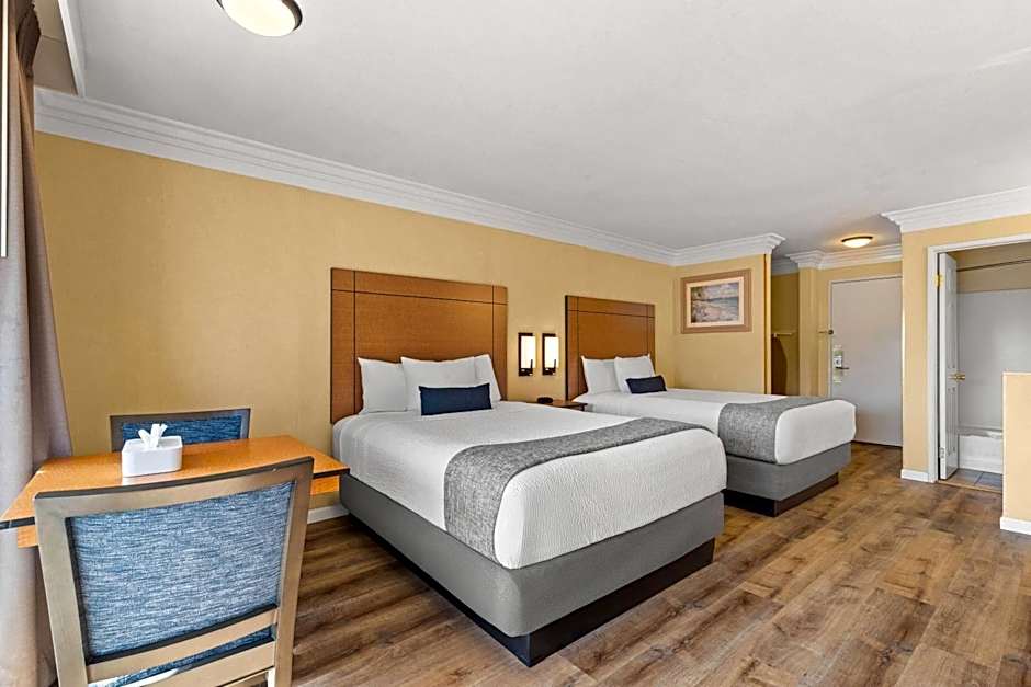 Travelodge by Wyndham San Clemente Beach