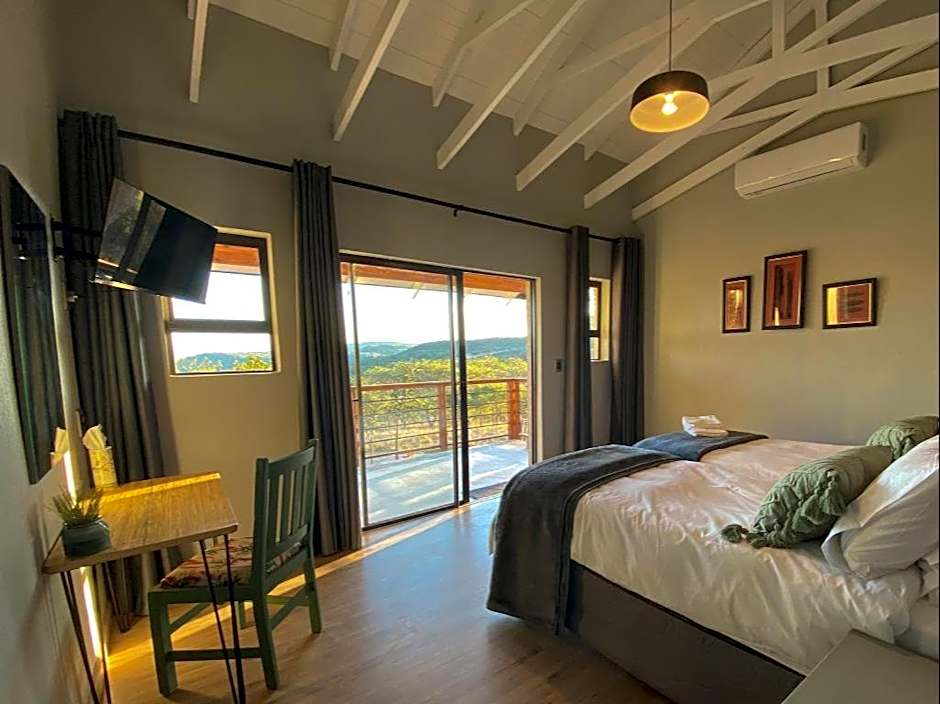 Khululeka Safaris Lodge
